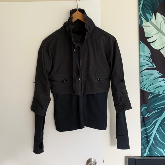 lululemon athletica Tops - lululemon Seek The Peak Windbreaker *Rare*